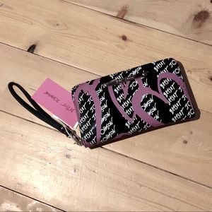 ★SOLD★ Betsy Johnson Patten-Leather Wallet